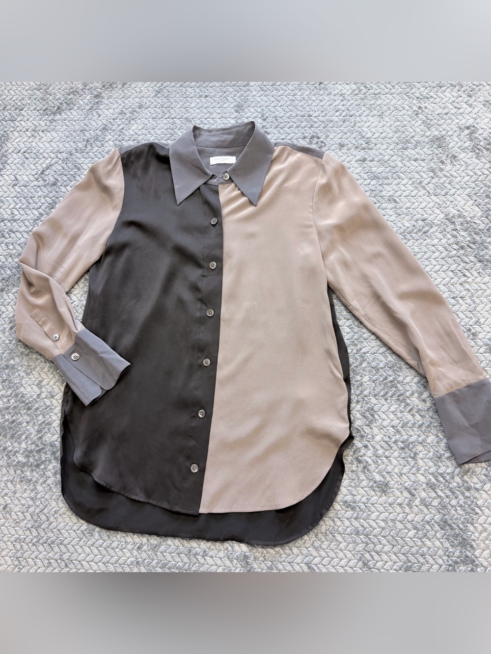 Equipment Femme Colorblock Silk Button Down Shirt Size Medium